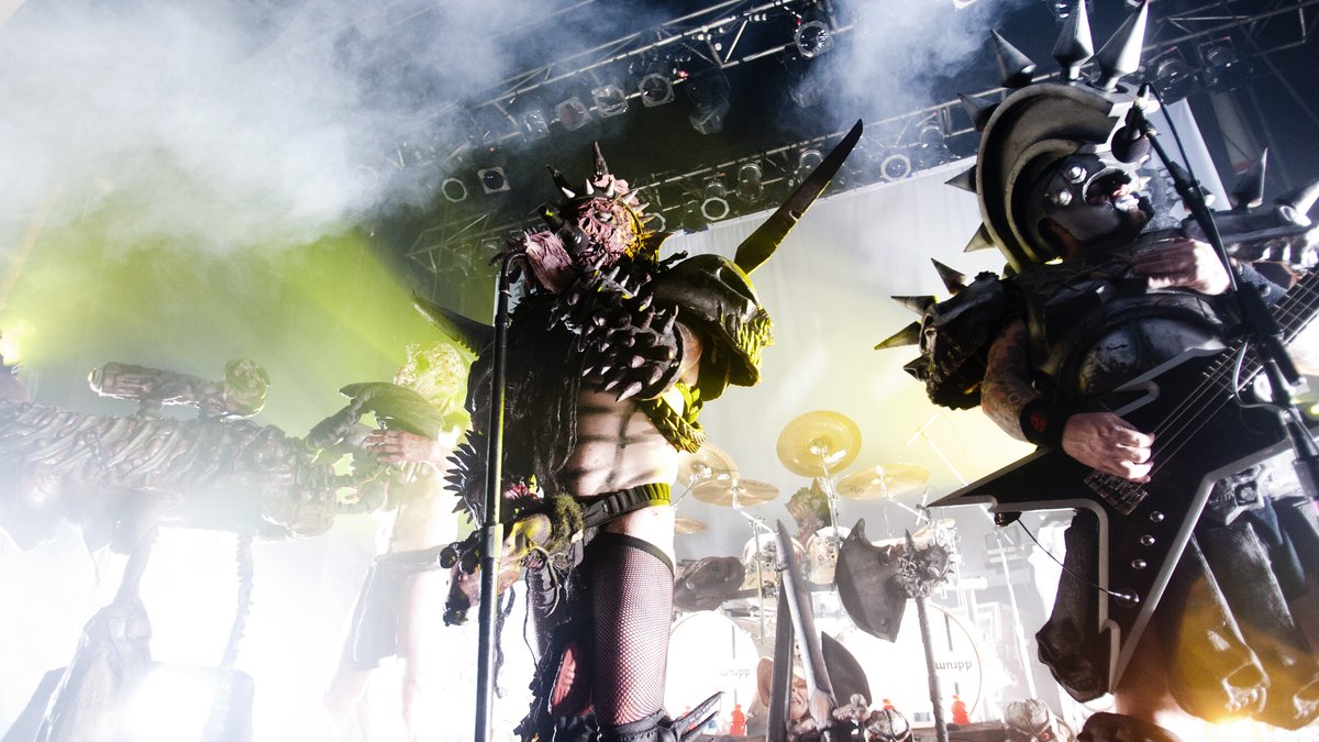 GWAR Joe Bob Briggs Album ‘GWAR and the Last Drive-In-Stein’ Out Nov. 13; Hear ‘Splatter-Fu’