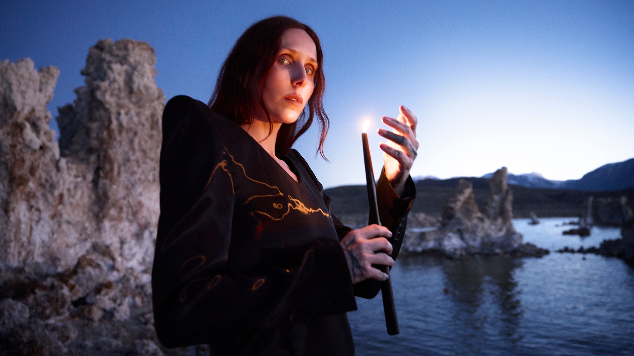 Chelsea Wolfe – THE DARK World Tour with Jonathan Hultén